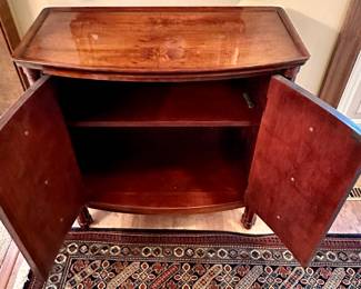 Gorgeous Foyer Chest. We could not find any branding on the Small Foryer Chest but the wood is beautiful and well made.