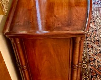 Gorgeous Foyer Chest. We could not find any branding on the Small Foryer Chest but the wood is beautiful and well made.
