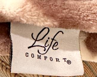 Soft and Cozy Blanket from Life Comfort
