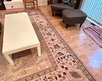 Very nice neutral rug with different shades of Tans, Browns and Reds.