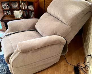 Like NEW Lift and Recliner Chair from Oswald's in Naperville, manufactured by Pride Lift Chairs, Made in the USA
