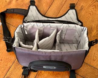 Like New Quantaray Digital Camera Bag. Shown interior with Inserts