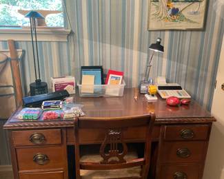 Desk.  Excellent Condition.   Chair