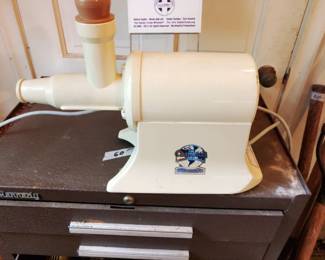 Vintage Champion Juicer. Works.