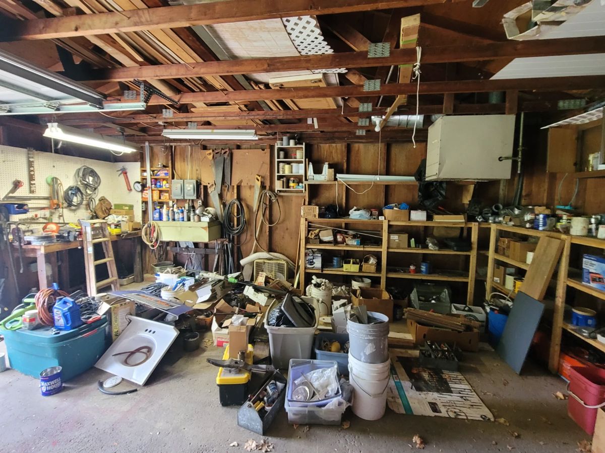 Estate Sale Mentor Perry Ohio starts on 10/13/2023