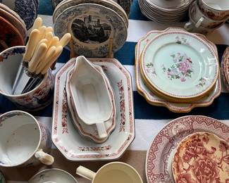 Antique & Vintage Tableware