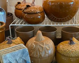 Harvest Decor/Canisters