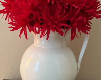 Pitcher w Floral