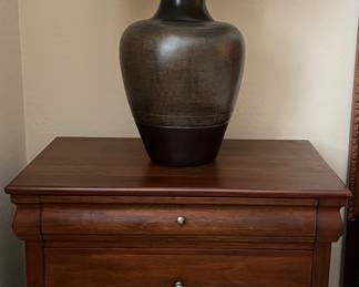 Nappa Furniture Designs Dresser w 8 Drawers and 2 Nightstands