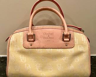 Dooney & Bourke Bag