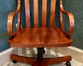 Ethan Allen Desk Chair
