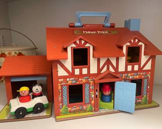 1980 Fisher Price Little People Family Playhouse with Original Pieces