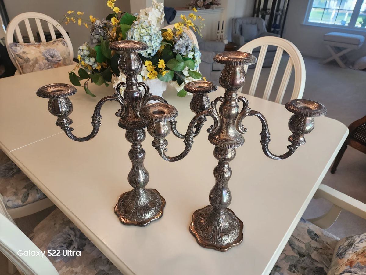 Barnegat Estate Sale Furniture, Decor, Silver,... starts on 10/19/2023