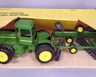 ERTL John Deere 1/16 Scale Die Cast Tractor And Disk