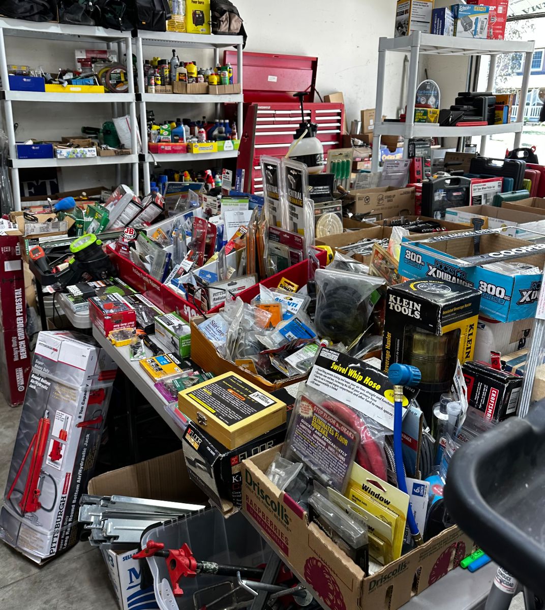 TOOLS AND HOBBIES ESTATE SALE in b City, MO starts on 10/20/2023