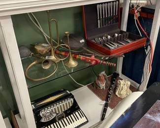 Accordion silverware instruments 