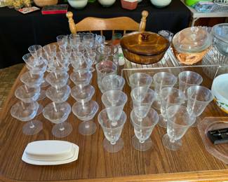 VINTAGE GLASSWARE