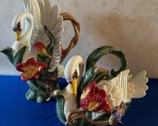 Fitz & Floyd swan tea pot and water pitcher