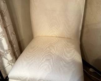Detail of dining room chairs. Set of 6