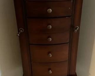 Jewelry cabinet