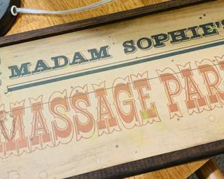 SOPHIE'S MASSAGE PARLOR