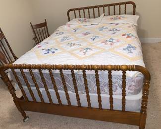 JENNIE LYNN BED