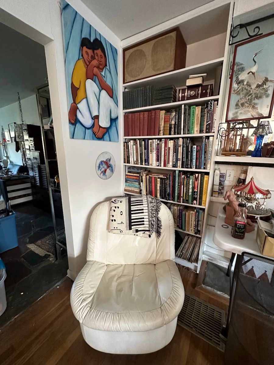 Redding, CT OnLine Auction and Estate... starts on 10/21/2023