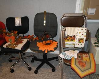 Fall color, and rolling chairs