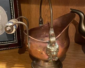 Copper and Brass Coal Scuttle Bucket with Lion Motif and Delft Handle