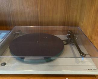 Rega P3 Turntable