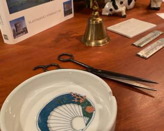 Porcelain Seashell Ashtray