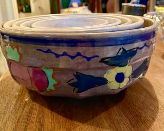 Set of 5 Nesting Pottery Bowls with Floral Design - Made in Japan