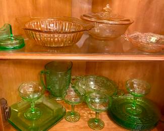 Pink Depression Glass Mixing Bowl, Serving Dish with Lid, Small Bowl, Uranium Glass Square Dinner Plates, Set of 4 Wine Glass, Pitcher, Serving Bowl