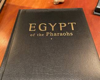 Egypt of the Pharaohs by Brian M. Fagan