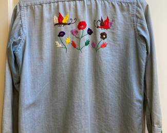 Pantera Negra Embroidered Denim Button Up Long Sleeve Shirt