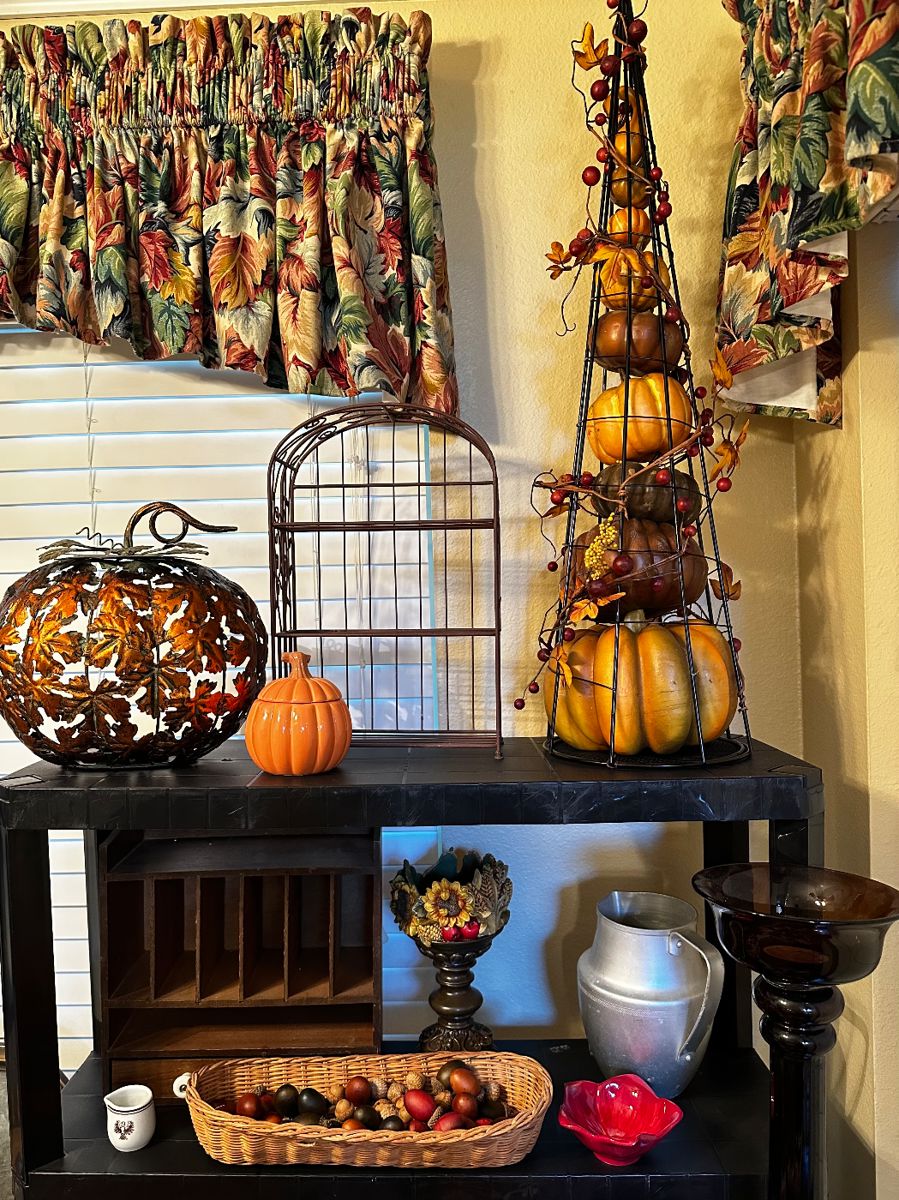 AMAZING SOUTH JOPLIN ESTATE of LIBBY JENNINGS starts on 11/2/2023