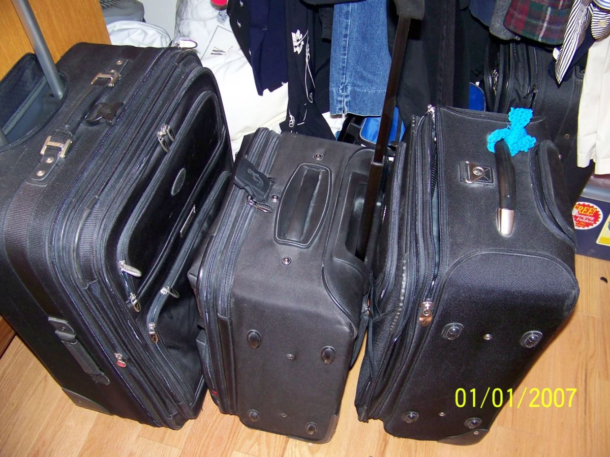 Park Ridge Estate Sale starts on 10/14/2023