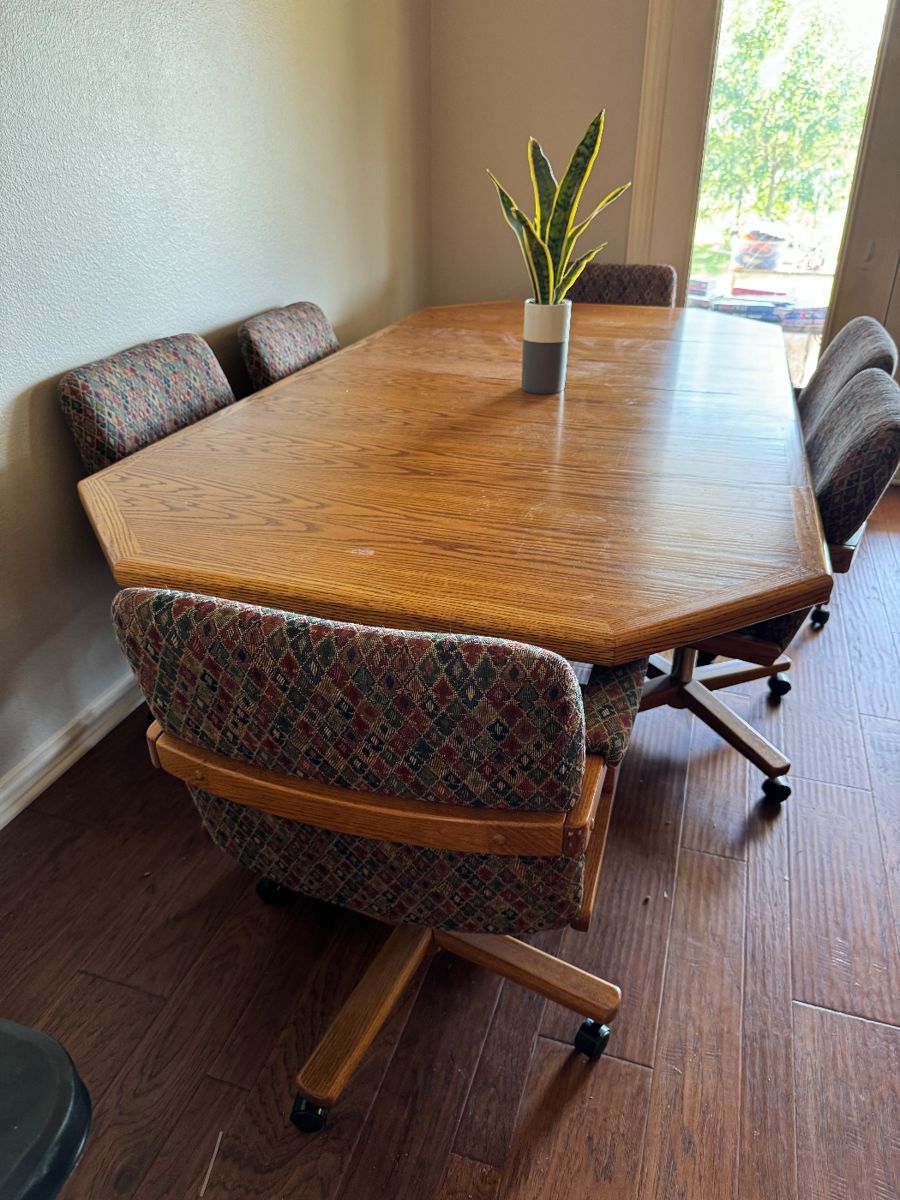 Robson Ranch Sale by VaChelle's in Denton, TX starts on 10/13/2023