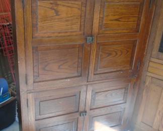 OAK CABINET