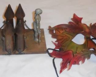 BOOKENDS LEATHER MASK