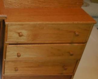 OAK CHILDS CHEST