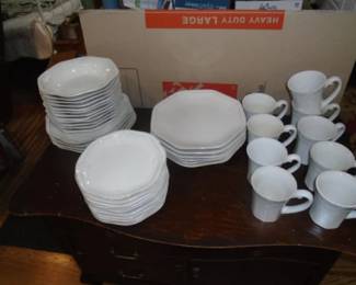 BETTER HOMES GARDEN IRONSTONE