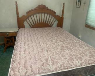 Amish Queen size bed