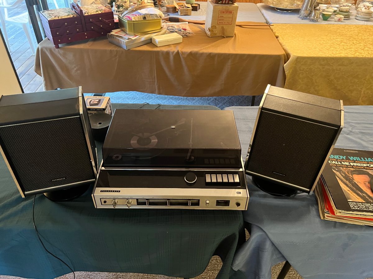 NICHOLS ESTATE SALES IN PIONEER in Pioneer, CA starts on 10/13/2023