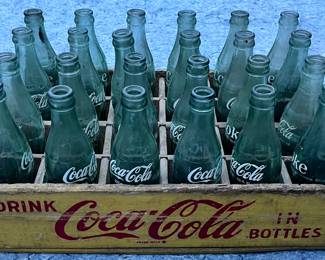COCA COLA BOTTLE CRATE WITH 24 ORIGINAL COCA COLA BOTTLES 