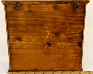 BACK OF SPICE DRAWERS 