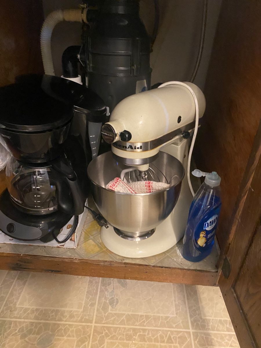 Estate Sale of Anne S. Crowell Olde Wythe Hampton starts on 10/21/2023