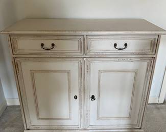 White 2 door, 2 drawer cabinet