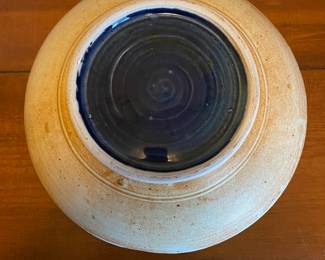 Art pottery bowl