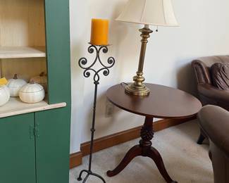 Ethan Allen tea table